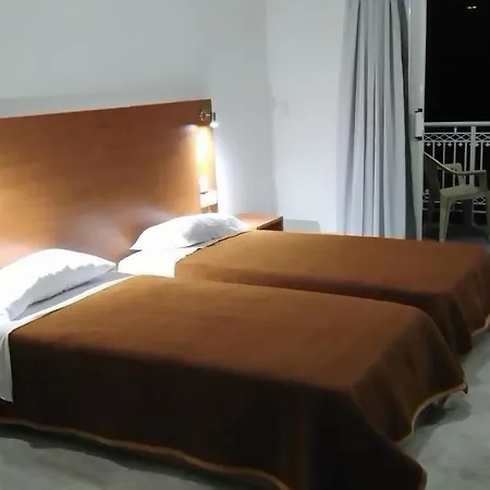 Sydney Hotel